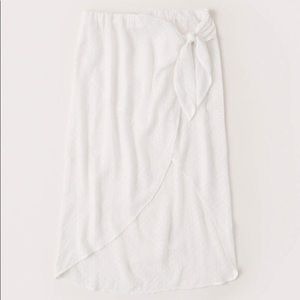 NWOT 🎉 Abercrombie & Fitch Beach Wrap Skirt